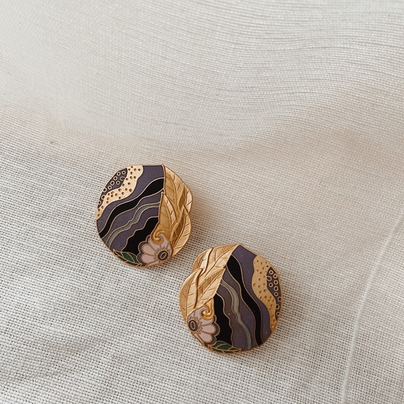 Anthropologie Jewelry - Vintage Anthropologie Gold Floral Earrings